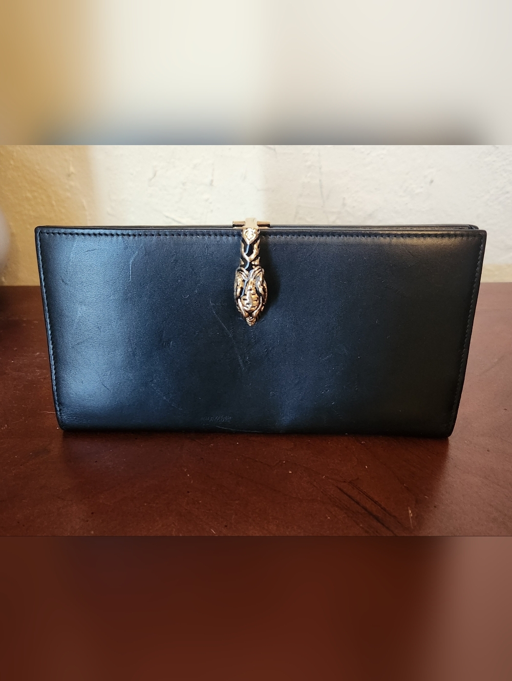 Gucci Black Leather Tiger Clasp Wallet